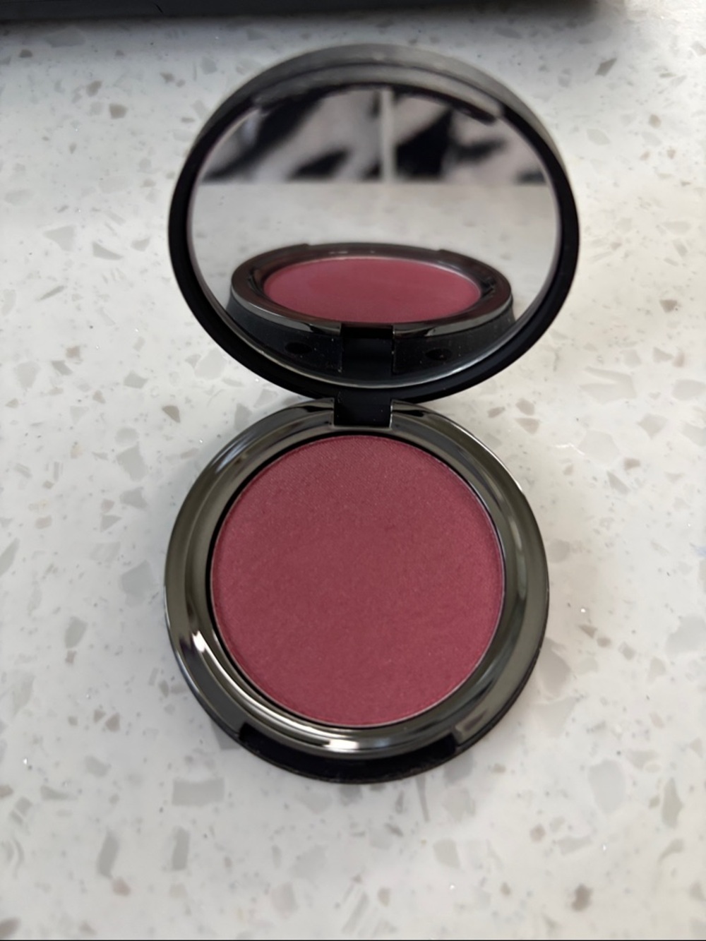 it cosmetics Radiant In Rose Blush